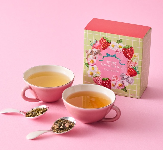 「スプリンググリーンティーセット」<価格:1,300円(税込)>【【Afternoon Tea】お花のような「いちごクッキー」 や「いちごドリンク」など♪苺シーズン限定ギフト11種を発売!】