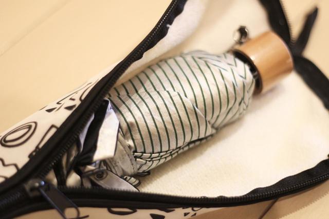 【ダイソー】折りたたみ傘用収納袋／100円