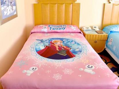 ディズニーホテル】まだ予約取れるかも! 2016 “アナ雪” 特別ルーム