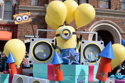 USJ ミニオン 15周年 USJ】ミニオン大量発生! 15周年イベント黄色いヤツらのパレード