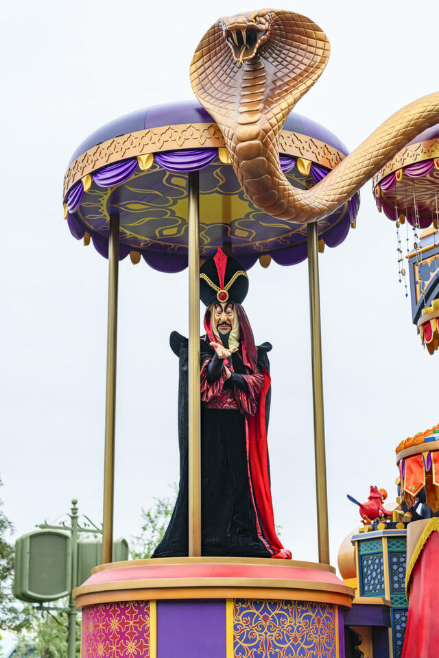 東京ディズニーランド「ザ・ヴィランズ・ハロウィーンInto the Frenzy”」プレスプレビューの様子