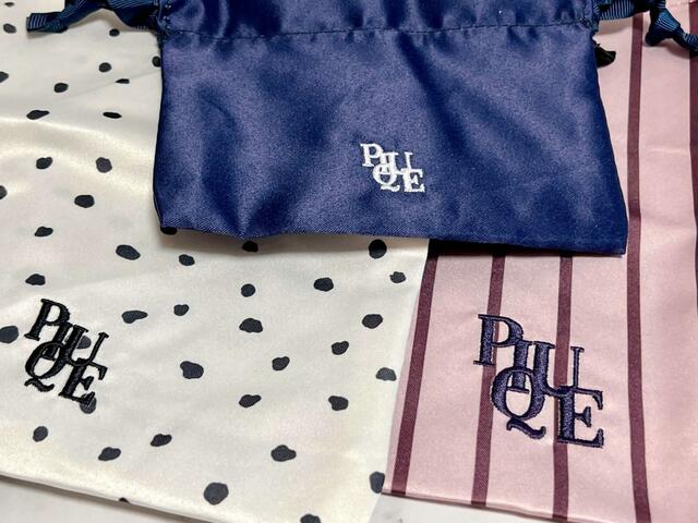 【otonaMUSE（オトナミューズ）5月号】「付録：gelato pique（ジェラート ピケ）サテン巾着ポーチ大中小3点セット」「PIQUE」の刺繍ロゴが上品で素敵…！