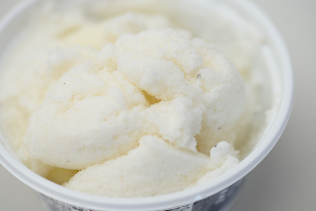 セブン-イレブン　ミルクバニラ氷