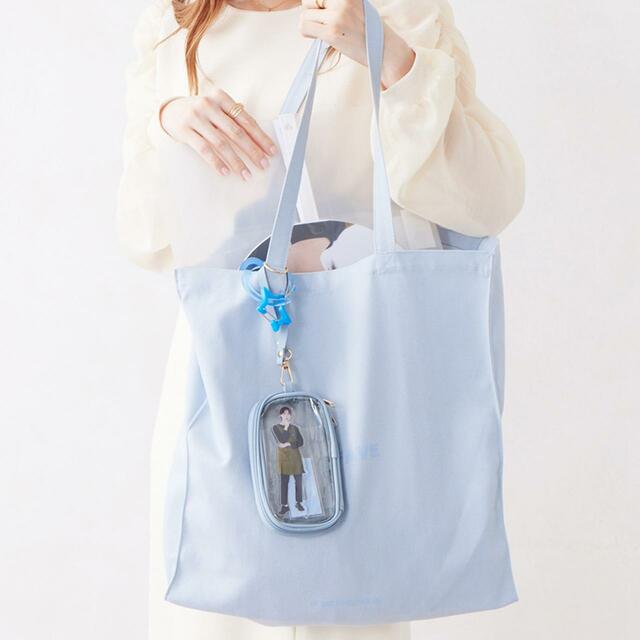 【3COINS】推し歩きアクスタケース（9種/各330円）