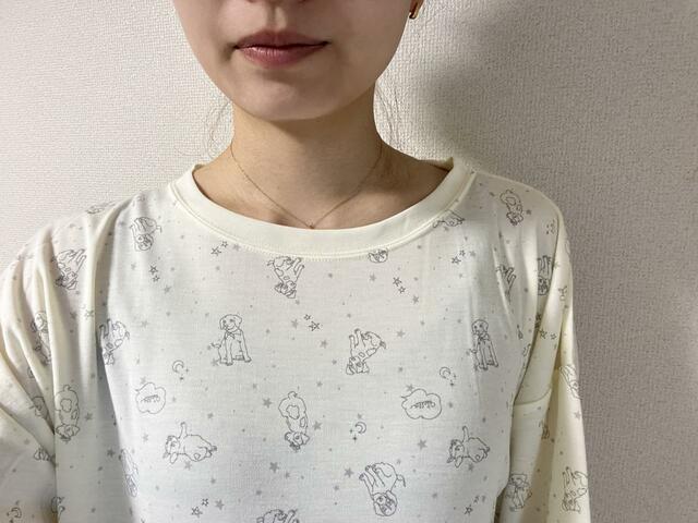 【ニトリ　うるおいチュニック】リラックス感のある首元