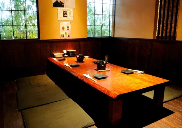 にこにこ餃子 知立店「100種類餃子食べ放題」