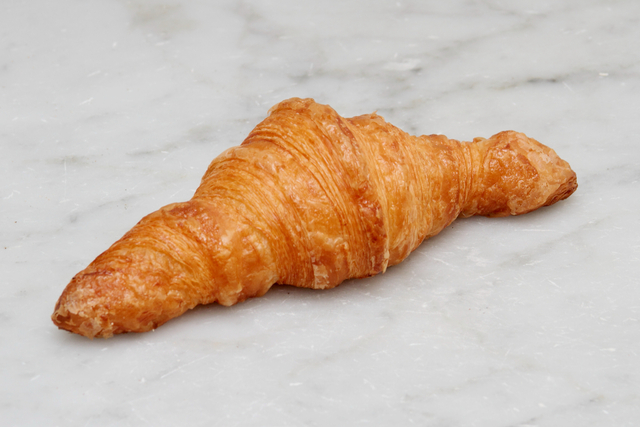 【ラ ブティック ドゥ マモル】皮がパリパリで、芯がもちもちのクロワッサン