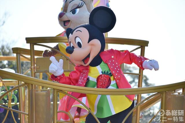 東京ディズニーランド「イッツ・ア・スウィーツフルタイム!」の模様:「ディズニー・パルパルーザ」第3弾「ヴァネロペのスウィーツ・ポップ・ワールド」