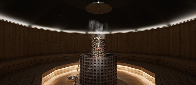 天然温泉平和島の「ロウリュウ・サウナ Loyly」