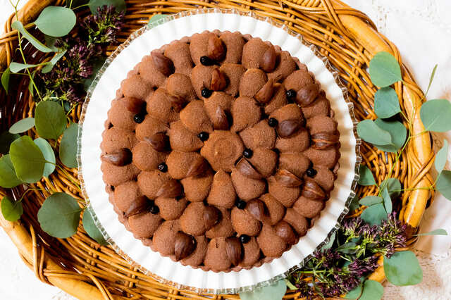 【キル フェ ボン「モンブラン」】Whole(25cm) ¥12,700 ※17cmの小サイズのホールケーキも販売