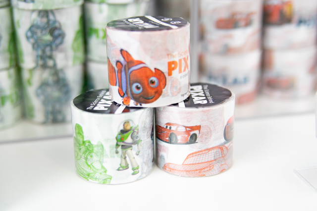 「PIXARのひみつ展 いのちを生みだすサイエンス」会場限定グッズ