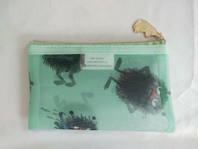 グリーン×ブラックでオシャレな雰囲気