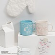 【PEANUTS×Afternoon Tea】マグカップ 各¥1,650/まるで手書きのような優しい線で描かれたスヌーピーとオラフのマグカップ