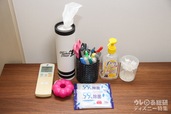 除菌シートや文房具など身の回りのまとまらない小物たち…