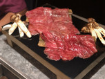 焼松茸と都萬牛の赤身＆焼松茸と松坂牛サーロインの焼きすき