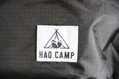 「HOA.CAMP」のロゴタグ