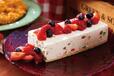「カッサータ ストロベリー＆ベリー添え」＜期間：2026年1月10日～3月31日＞【【予約受付中】イタリアの味わいを苺とともに♪京王プラザホテル八王子の「心躍るイタリアの美食×ストロベリースイーツ」】
