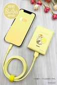 「mofusand モバイルバッテリー 5000mAh ハチxにゃん」充電イメージ