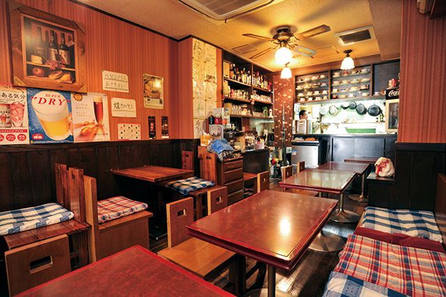 「焼きカレー」の名店／浅草橋・ストーン　内観