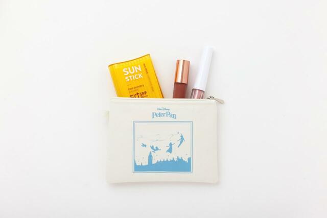 日焼け止めやリップなど小物の仕分けに便利【公式ブランドムック『Disney Special Book 2024 fantasy』】