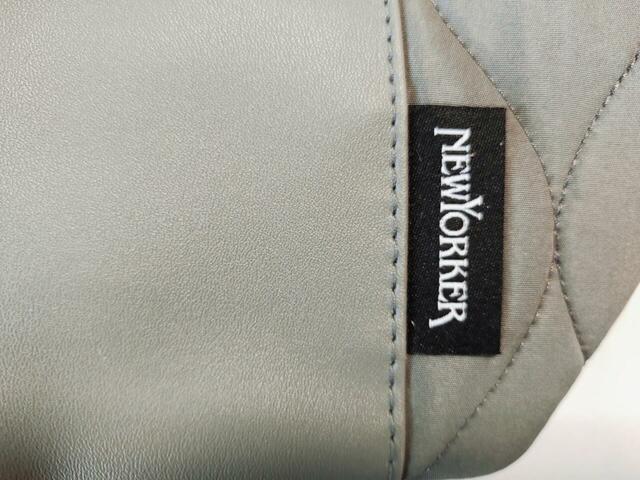 NEWYORKERのロゴタグがクール