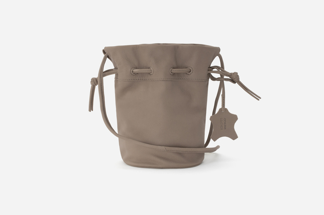 ドロストショルダー