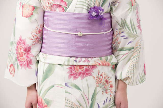 【OKパターン】おはしょりが腰骨のラインになっていると美しく見える