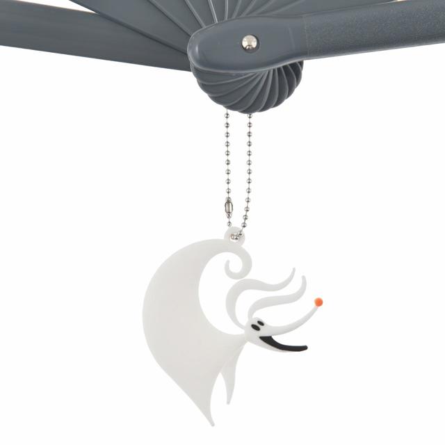 ジャック・スケリントン&ゼロ 扇子 チャーム付き Tim Burton's The Nightmare Before Christmas 2022 1,430円