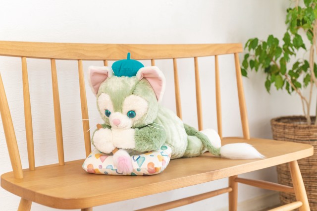 「ダッフィー&フレンズのビューティフル・レイニーデイズ」だきまくら