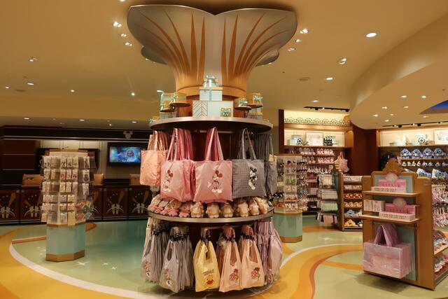 「ディズニーストア 東京ディズニーリゾート店」