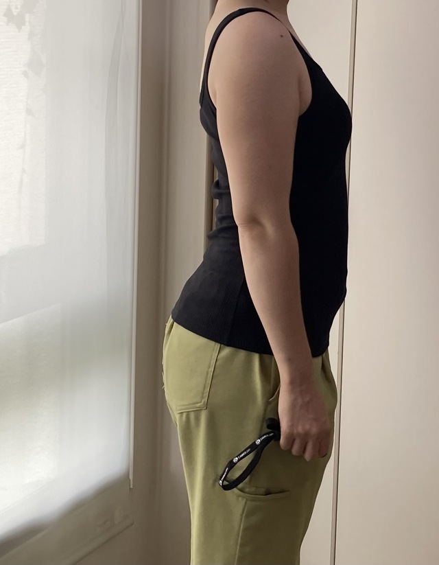 【ユニクロ エアリズムコットンブラタンクトップ】着丈が少し長めなのでお腹もしっかりカバーしてくれます