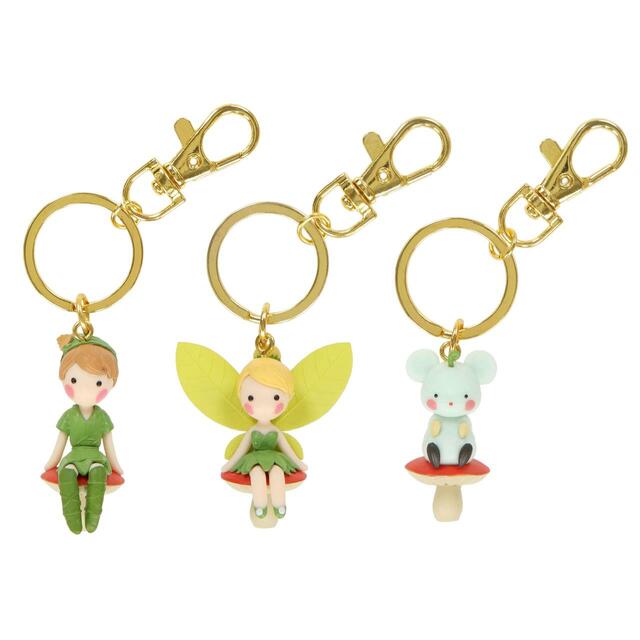 キーチェーンセット 2,700円｜「フェアリー・ティンカーベルのビジーバギー」をテーマにしたグッズ｜東京ディズニーシー新テーマポート「ファンタジースプリングス」販売店舗：東京ディズニーシー「エンポーリオ」｜発売日：2024年5月28日（火）