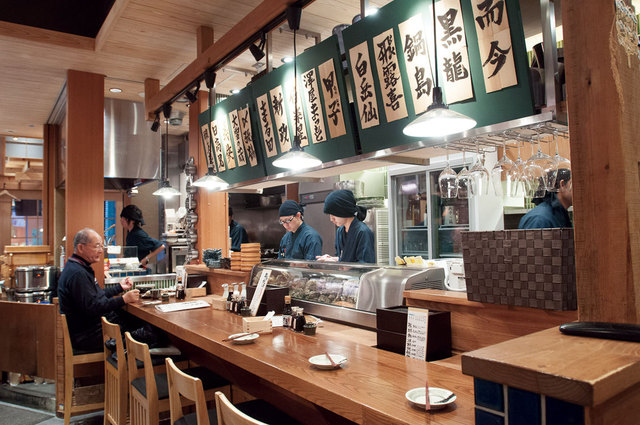 牡蠣場 北海道厚岸 コレド室町店　内観