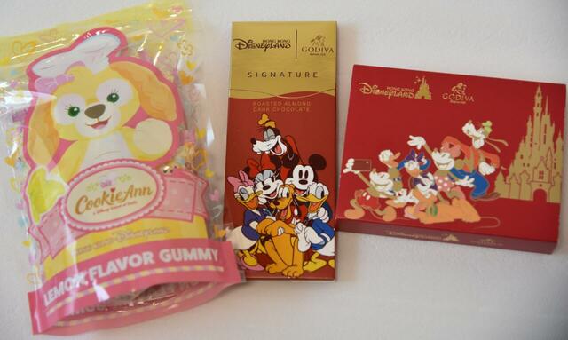 香港ディズニーランドグッズ　お菓子
