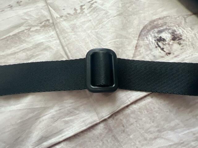 アジャスターでショルダーの長さが調整可能