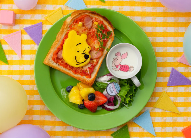 友だち♪ピザ風トースト 2,390円｜「くまのプーさん」FUNNY & HUNNY OH MY CAFE