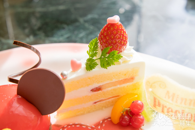 “ミニーのプレシャスモーメント・ウィズ・ユー”アフタヌーンティーセット 3,800円|東京ディズニーランドホテル「ドリーマーズ・ラウンジ」