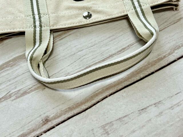 【紀ノ国屋】持つ箇所は二つ折りで縫われているため、持ちやすい！