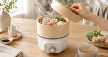 「水と食材を入れてタイマーをセットするだけで、手軽に蒸し調理が楽しめます。」＜期間：2026年9月7日～＞【せいろの魅力がもっと手軽に♪火を使わない“電気式”せいろ「sology 電気蒸し器」発売スタート！】