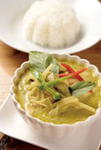 バンコク ピーナッツ食堂（人形町）グリーンカレー　1000円