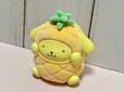 両手を挙げたポーズも可愛い♪
