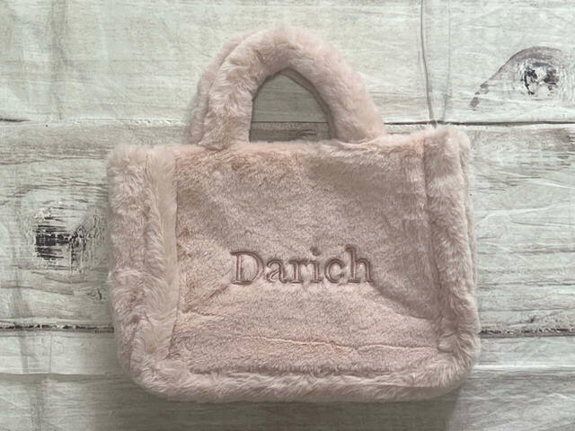 ふわもこファーがかわいすぎるバッグ！