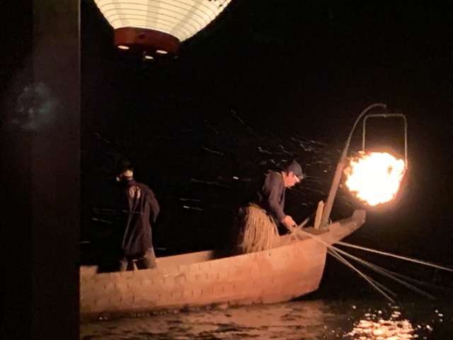 篝火（かがりび）はかなり熱いらしい