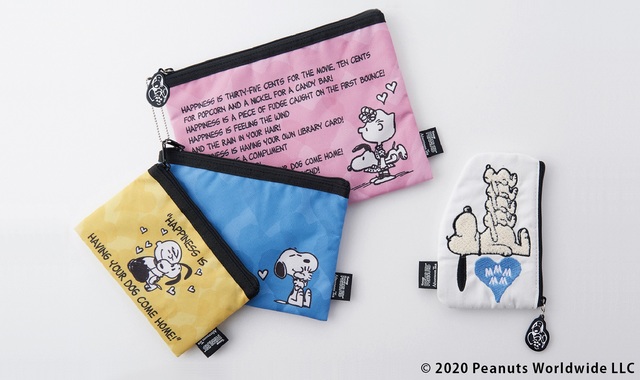 チャーム付きポーチセット　￥2,500、ダイカットポーチ　￥2,000