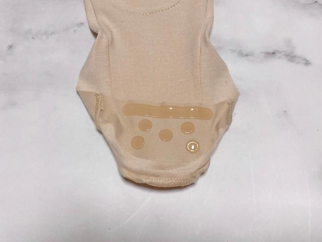 【無印良品】浅履きタイプ、深履きタイプどちらにもついている、シリコン素材の滑り止め