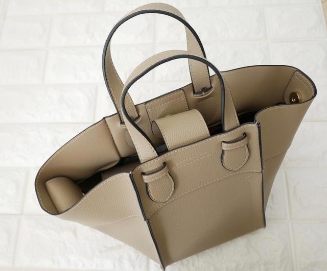 ファッションセンターしまむら『ゴウヒヘンケイ2WAYバッグ』