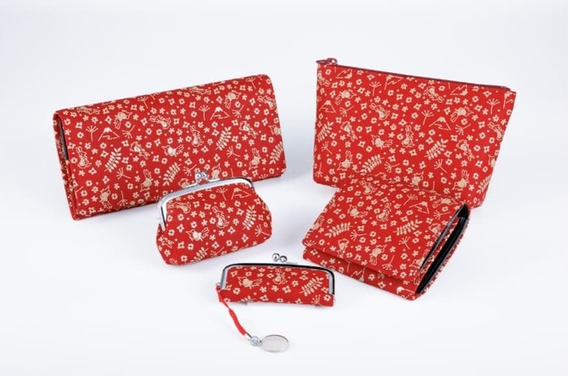 【ピーターラビット イングリッシュガーデン】甲州印伝商品一覧