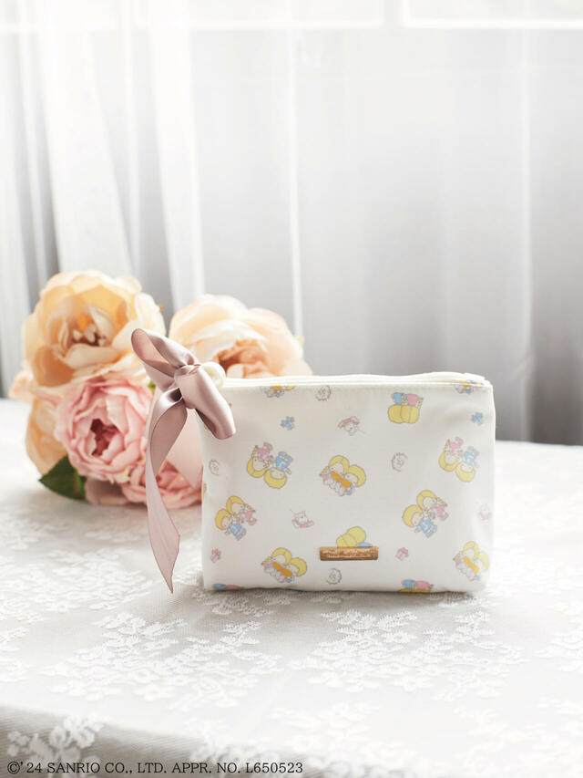 【Maison de FLEUR×サンリオキャラクターズ】パティ&ジミー ポーチ(カラー:Ivory)価格:4,400円(税込)