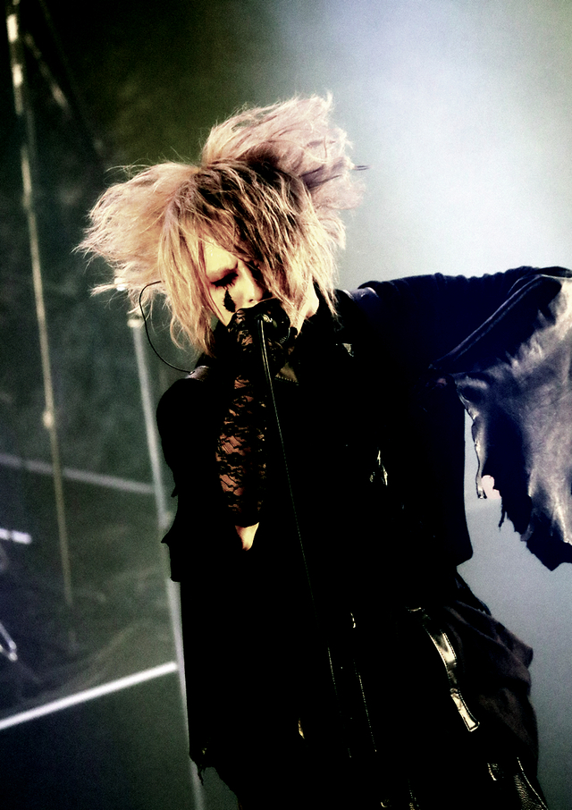 アルルカン・暁（Vo）