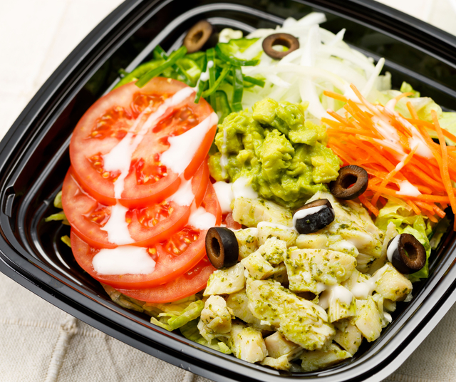 糖質が気になる方には「サラダ」もおすすめ♪